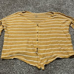 American Eagle long sleeve button up. Size XS.